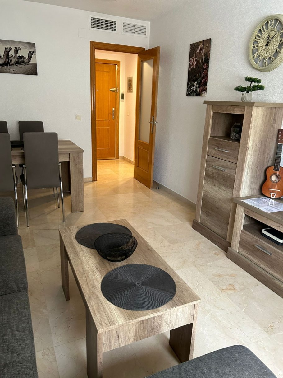 SALON-COMEDOR SALON-COMEDOR