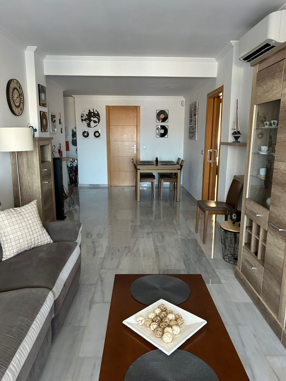 SALON COMEDOR SALON COMEDOR