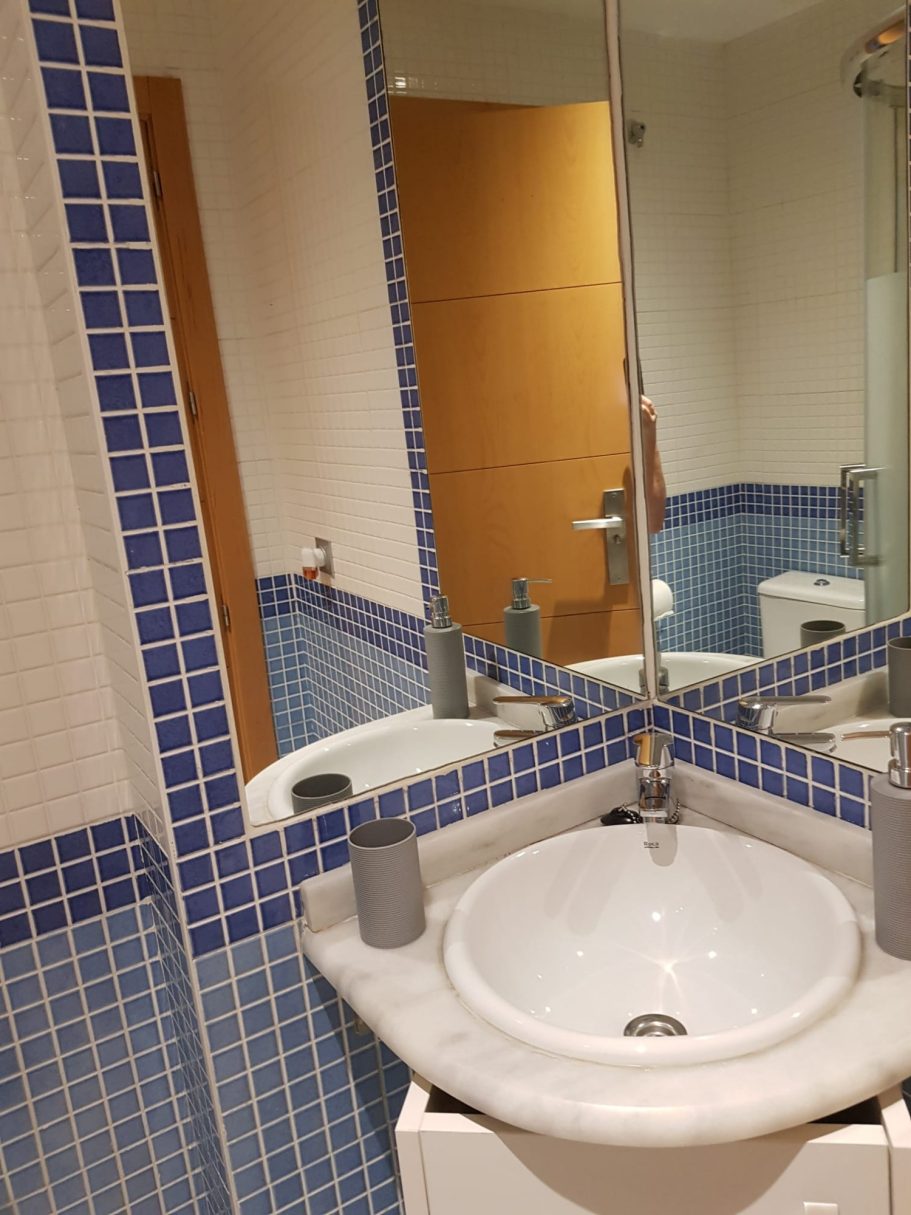 BAÑO CON DUCHA BAÑO CON DUCHA